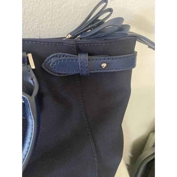 Let It Be Canvas Purse - Picture 3 of 16